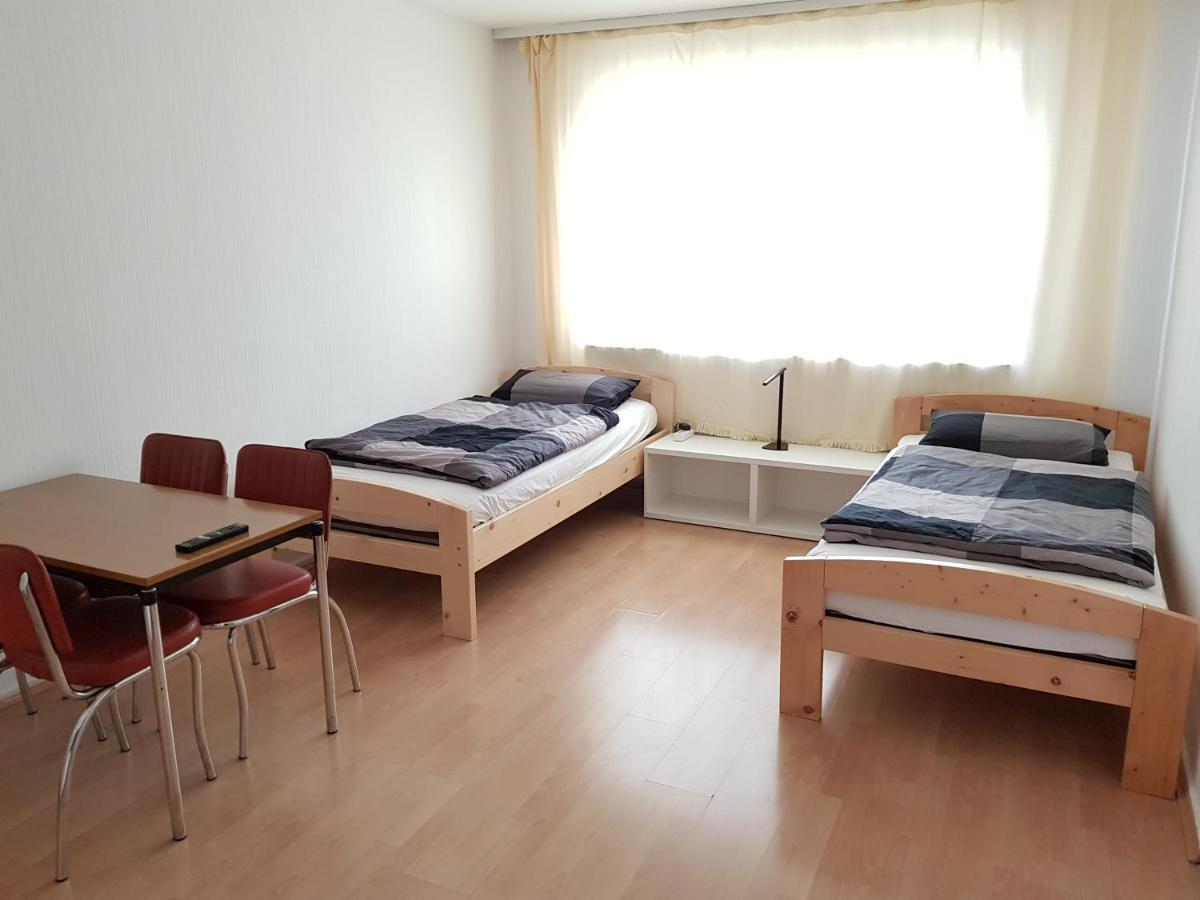 Private Guestroom Fair/Messe هانوفر المظهر الخارجي الصورة